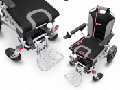 fauteuil roulant électrique pliant ELITE ULTRA LÉGER   25 kg avec équipement de qualité supérieure, châssis en aluminium, autonomie de 25 kg et poids max. supporté de 180 kg garantie 2 ans