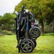 fauteuil roulant électrique en fibre de carbone ultra léger  18kg  
