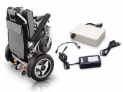 fauteuil roulant électrique pliant ELITE ULTRA LÉGER   25 kg avec équipement de qualité supérieure, châssis en aluminium, autonomie de 25 kg et poids max. supporté de 180 kg garantie 2 ans